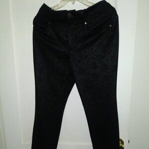 Simply Vera Skinny Black Snakeskin Print Pants